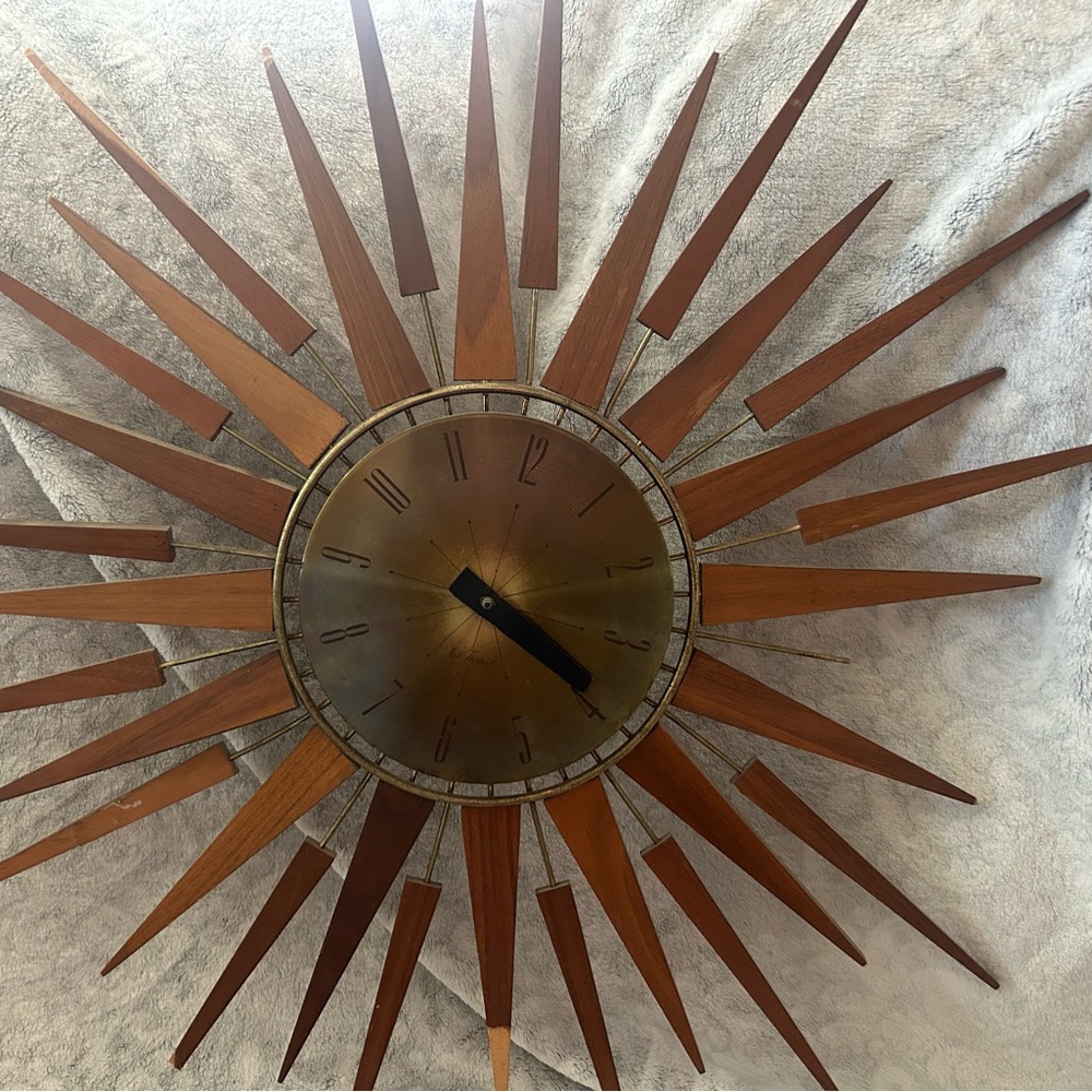 Vintage Gold Wall Clock